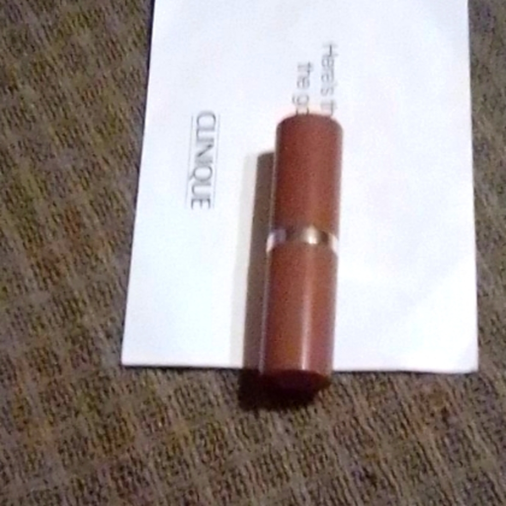 Dramatically Different Lipstick